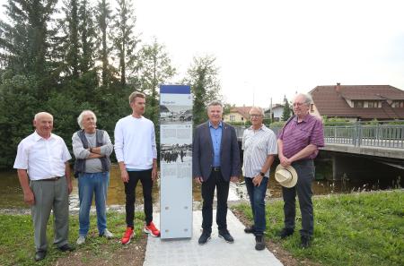 ODKRITJE HISTORIČNIH TABEL 24 FOTO LJUBO VUKELIČ